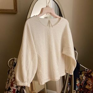 Anthropologie top. Soooo cute in a size XXS. Pricing low because i have to move.